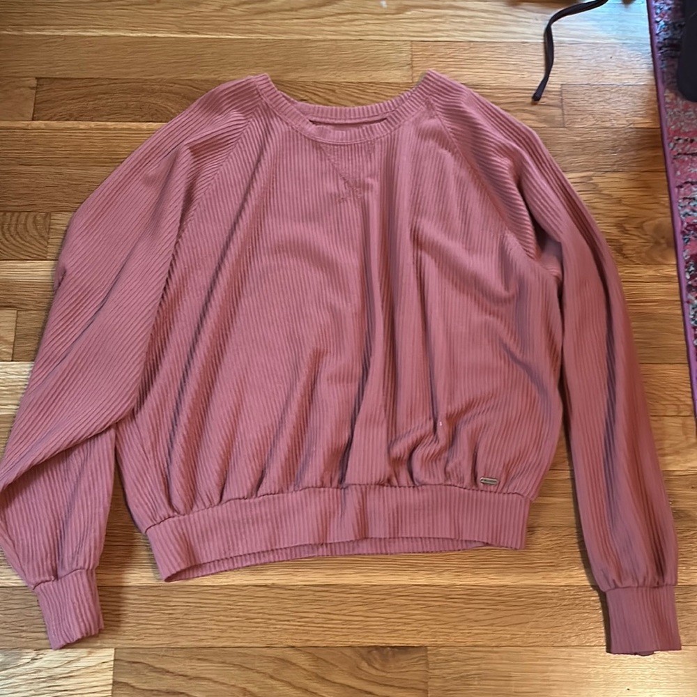 HOLLISTER long sleeve BF T-Shirt Size L